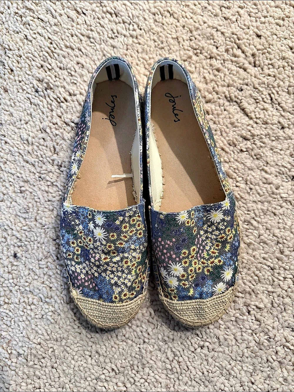 Joules Floral Espadrille Flats in Blue, size 7.5